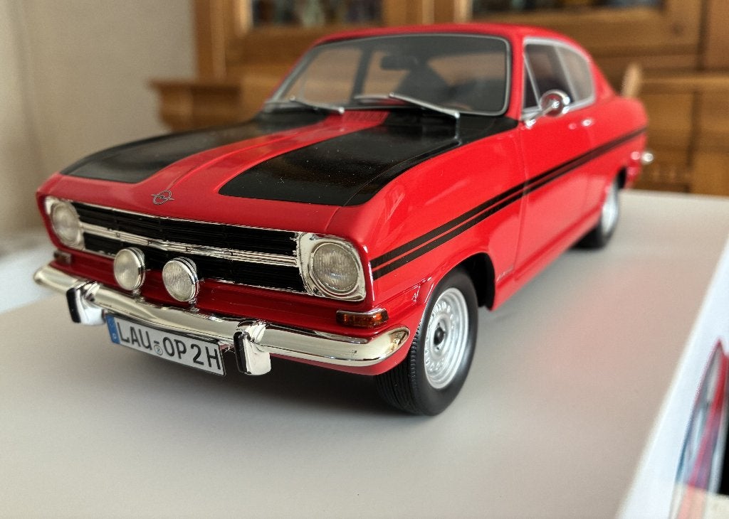 Schuco 1:18 Opel Kadett Rally Oplage 500 stuks HALVE PRIJS, Hobby en Vrije tijd, Ophalen of Verzenden, Zo goed als nieuw, Overige merken