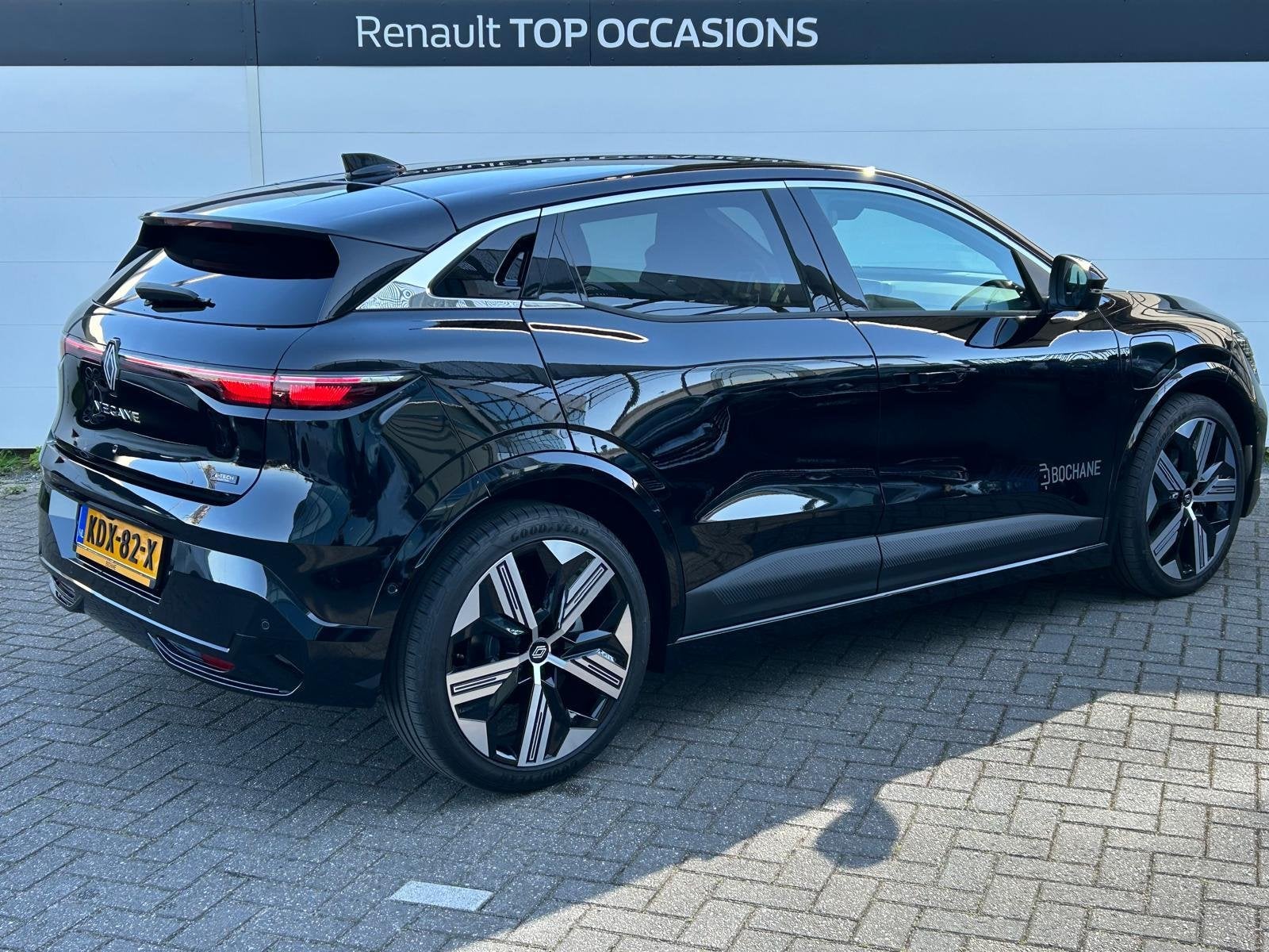 Renault Megane E-Tech comfort range iconic 60 kWh | DEMO | H, Auto's, Huisgarantie, Zwart, 1619 kg, 900 kg
