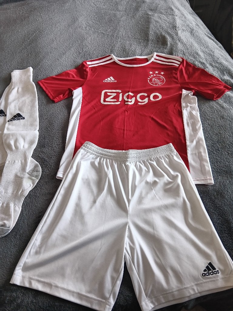 Ajax tenue maat 164, Sport en Fitness, Voetbal, Set, Maat XS of kleiner, Ophalen of Verzenden, Zo goed als nieuw