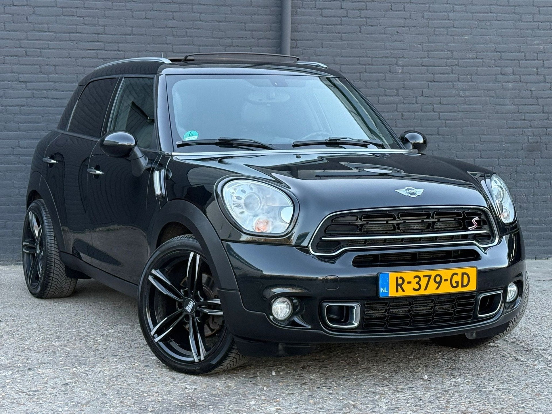Foto 2 van Mini Mini Countryman 1.6 Cooper S Chili PANO|LEDER|PDC|STOEL