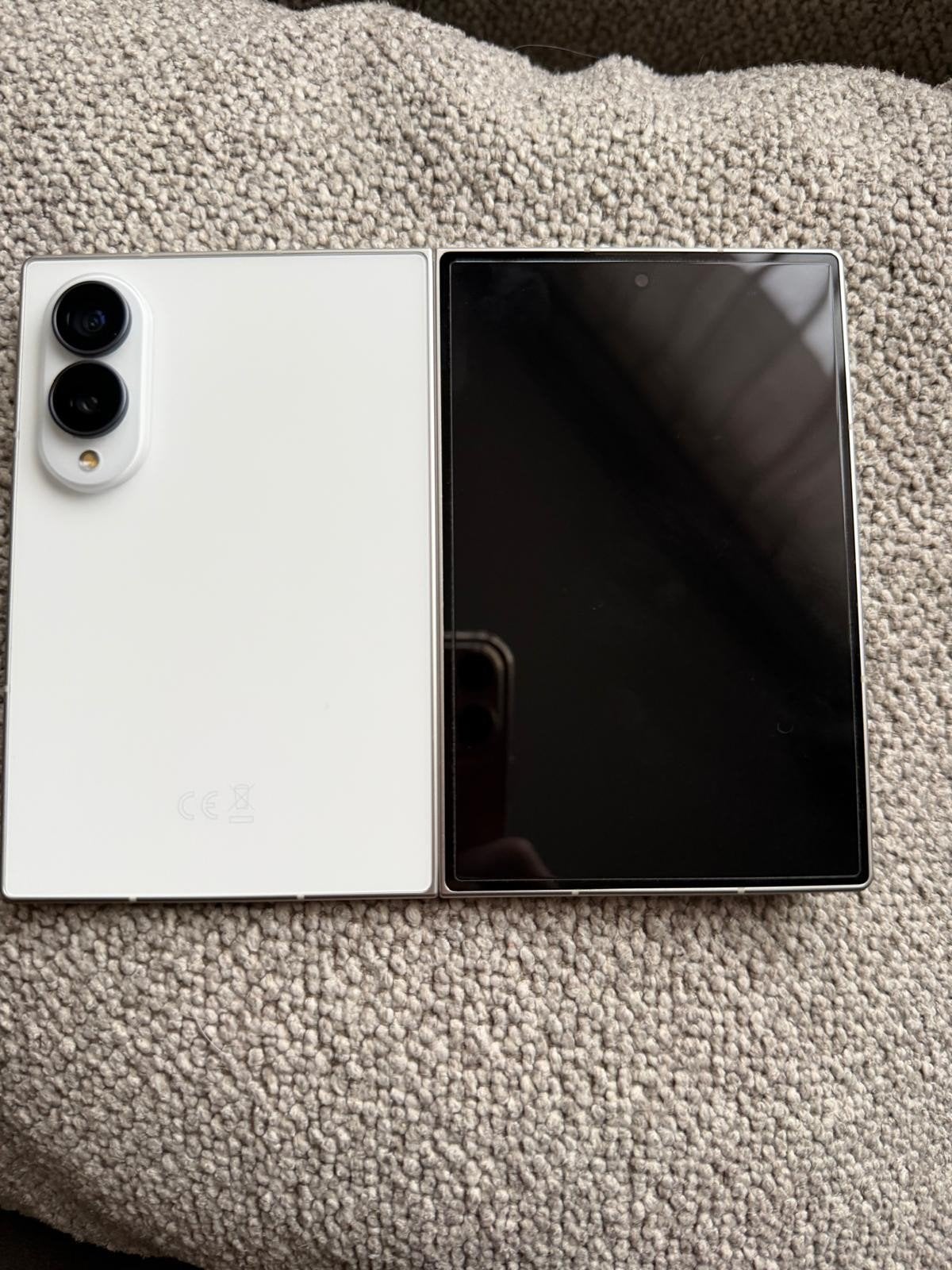 samsung galaxy Z fold 8 256gb te koop, Telecommunicatie, 256 GB, Ophalen, Zo goed als nieuw, Wit