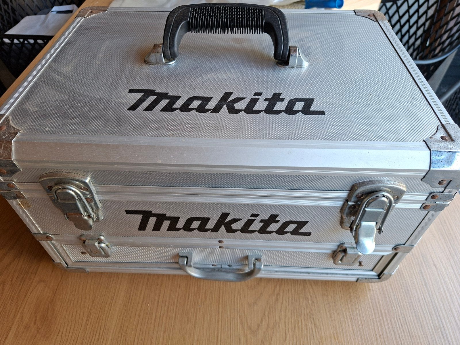 Makita gereedschapskoffer aluminium met lade, Ophalen of Verzenden, Gebruikt