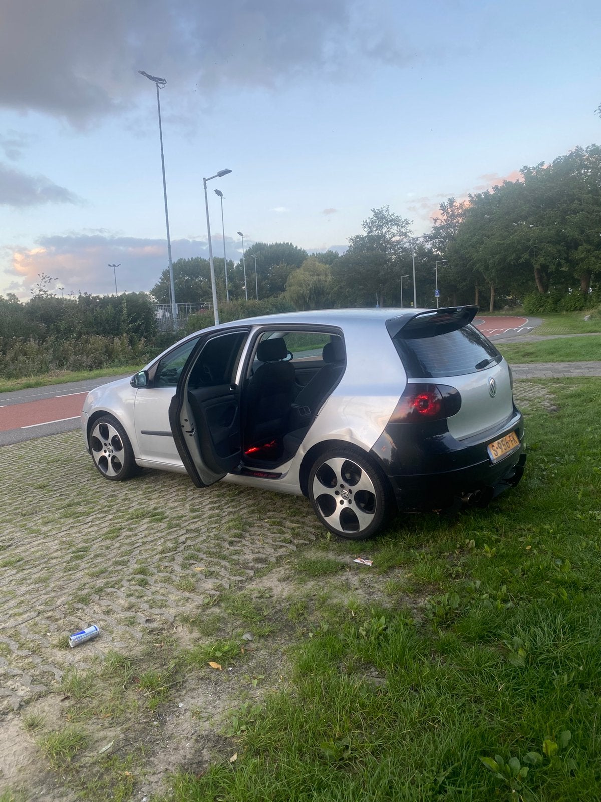Golf V | Apple carplay | ABC kleppen | stoelverwarming | JBL, 115 pk, Particulier, 1233 kg, 17 km/l