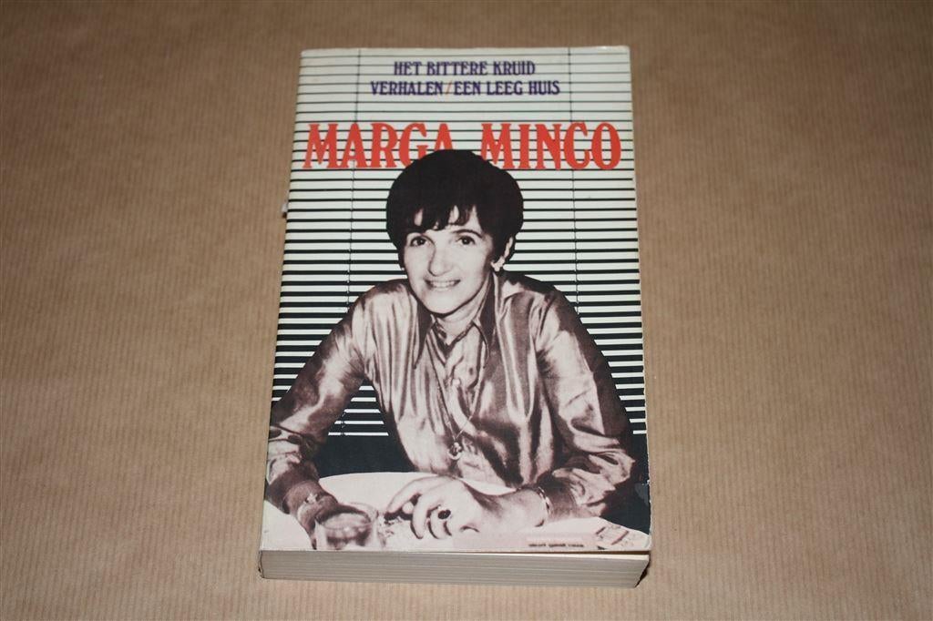 Het bittere Kruid. Verhalen. Een leeg huis. Marga Minco., Boeken, Ophalen of Verzenden, Gelezen