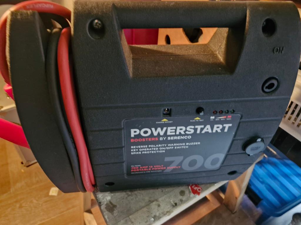 Powerstart 700 z.g.a.n., Ophalen of Verzenden, Zo goed als nieuw