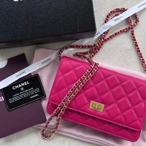 Chanel reissue 2.55 wallet on chain WOC roze framboos goud, Ophalen of Verzenden, Zo goed als nieuw