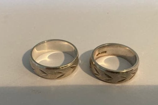Twee zilveren ringen, gebruikt, Sieraden, Tassen en Uiterlijk, 18 tot 19, Gebruikt, Ophalen of Verzenden, Dame of Heer