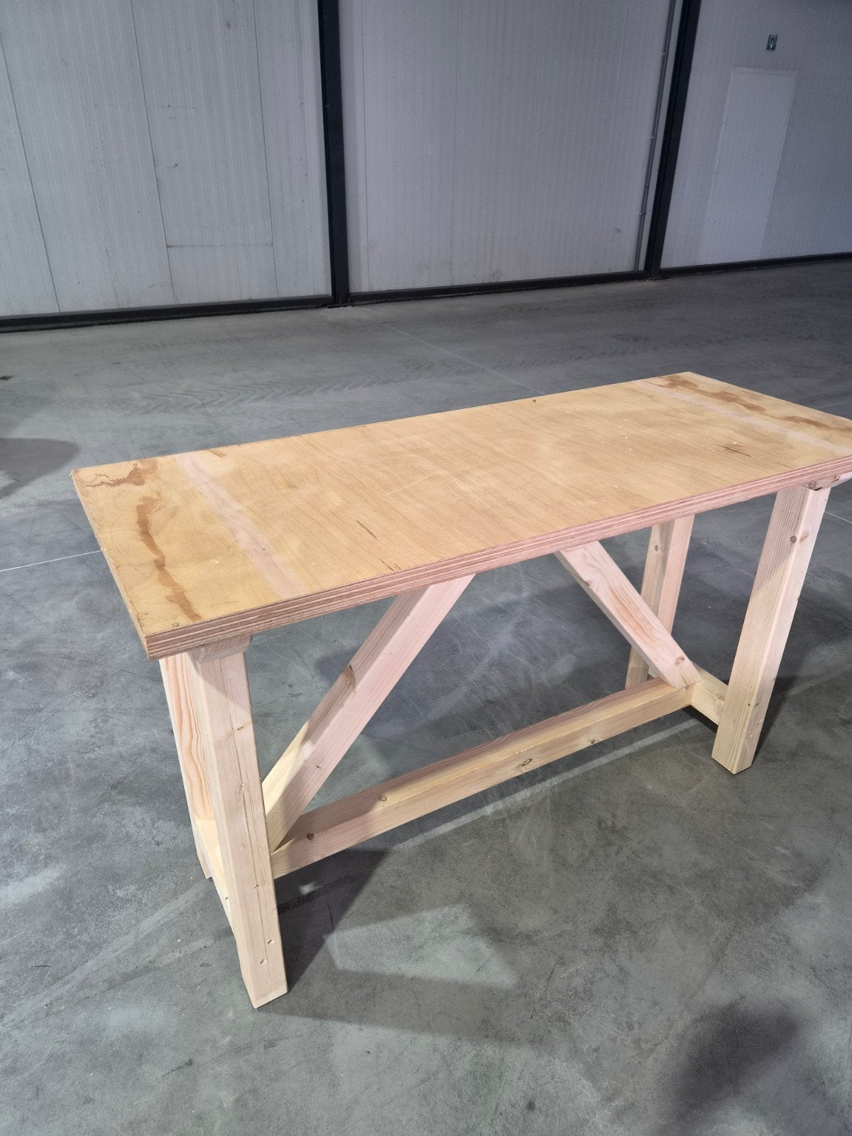 4 x werkbank met 4 cm blad. 2 x 60x153 cm en 2 x 65x180cm, Doe-het-zelf en Verbouw, Werkbanken, Ophalen of Verzenden