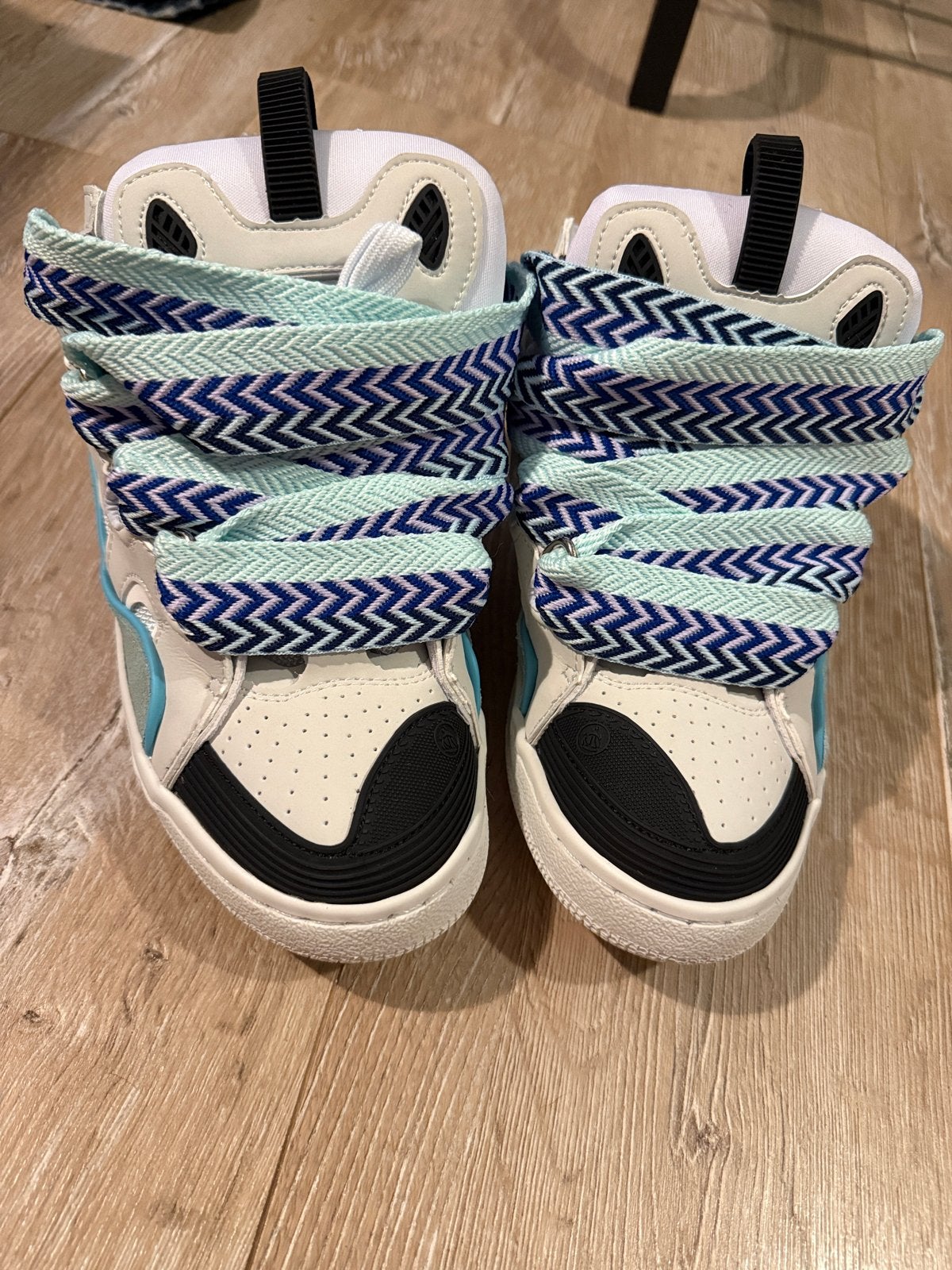 Nieuwe Lanvin Sneakers Maat 40 (valt als 39) Blauw, Kleding | Dames, Schoenen, Ophalen of Verzenden, Nieuw, Blauw, Sneakers of Gympen