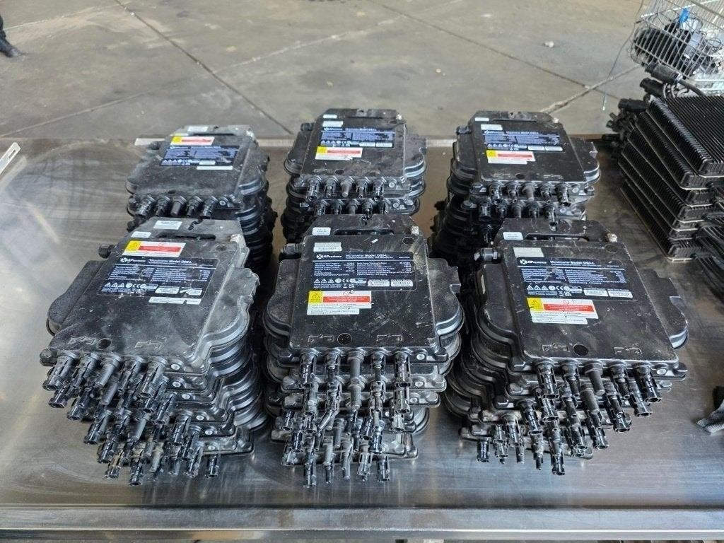 APsystems DS3-L Micro-omvormer / Microinverter 730VA 60VDC, Ophalen of Verzenden, Gebruikt, Overige typen