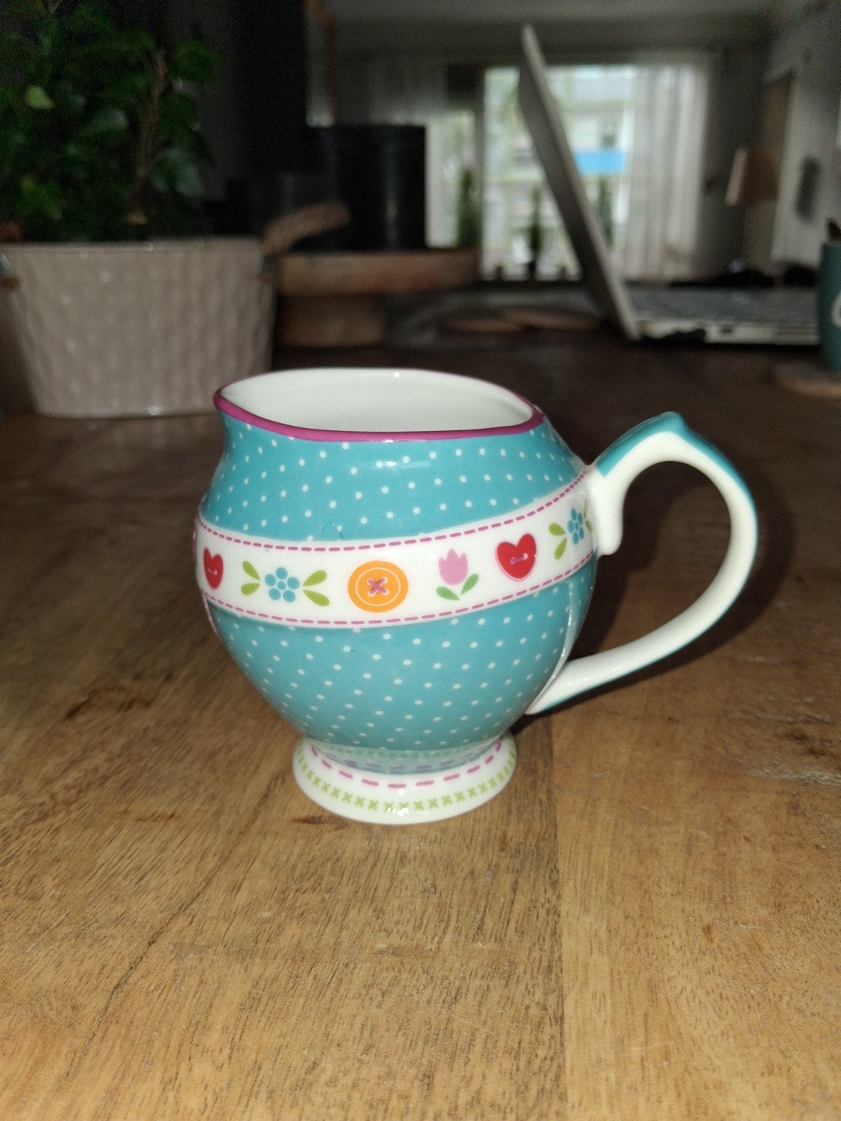 lief Lifestyle Melkkannetje - Turquoise met stippen en hartj, Kan, Overige merken, Keramiek, Ophalen of Verzenden