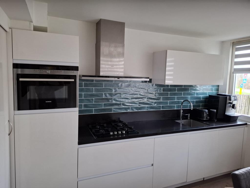 Complete Rechte Keuken Hoogglans Wit Apparatuur GEDEMONTEERD, Wit, Enkelwandige keuken, Ophalen of Verzenden, Composiet