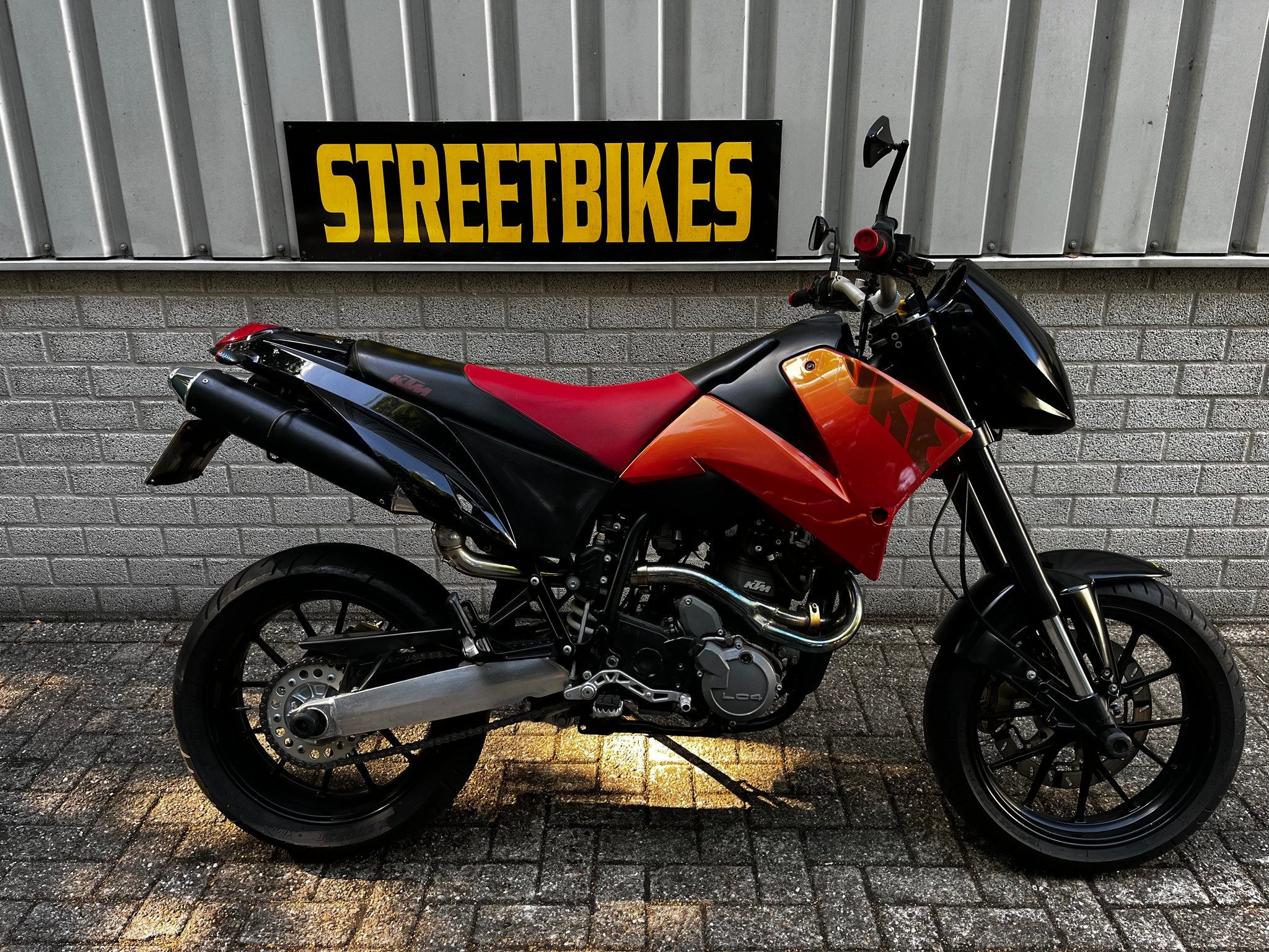 KTM 640 DUKE II (bj 2006), Meer dan 35 kW, 625 cc, SuperMoto, Gebruikt