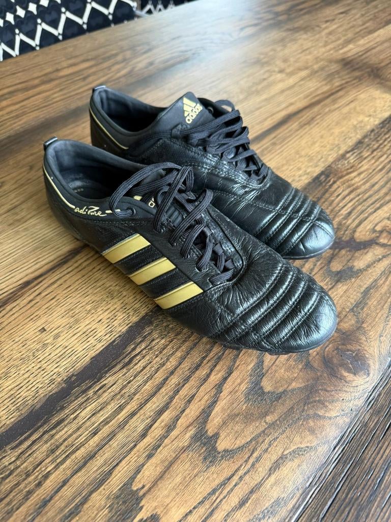 Adidas adiPure Comfort Voetbalschoenen - Zwart/Goud Leer, Maat XS of kleiner, Ophalen of Verzenden, Zo goed als nieuw, Schoenen