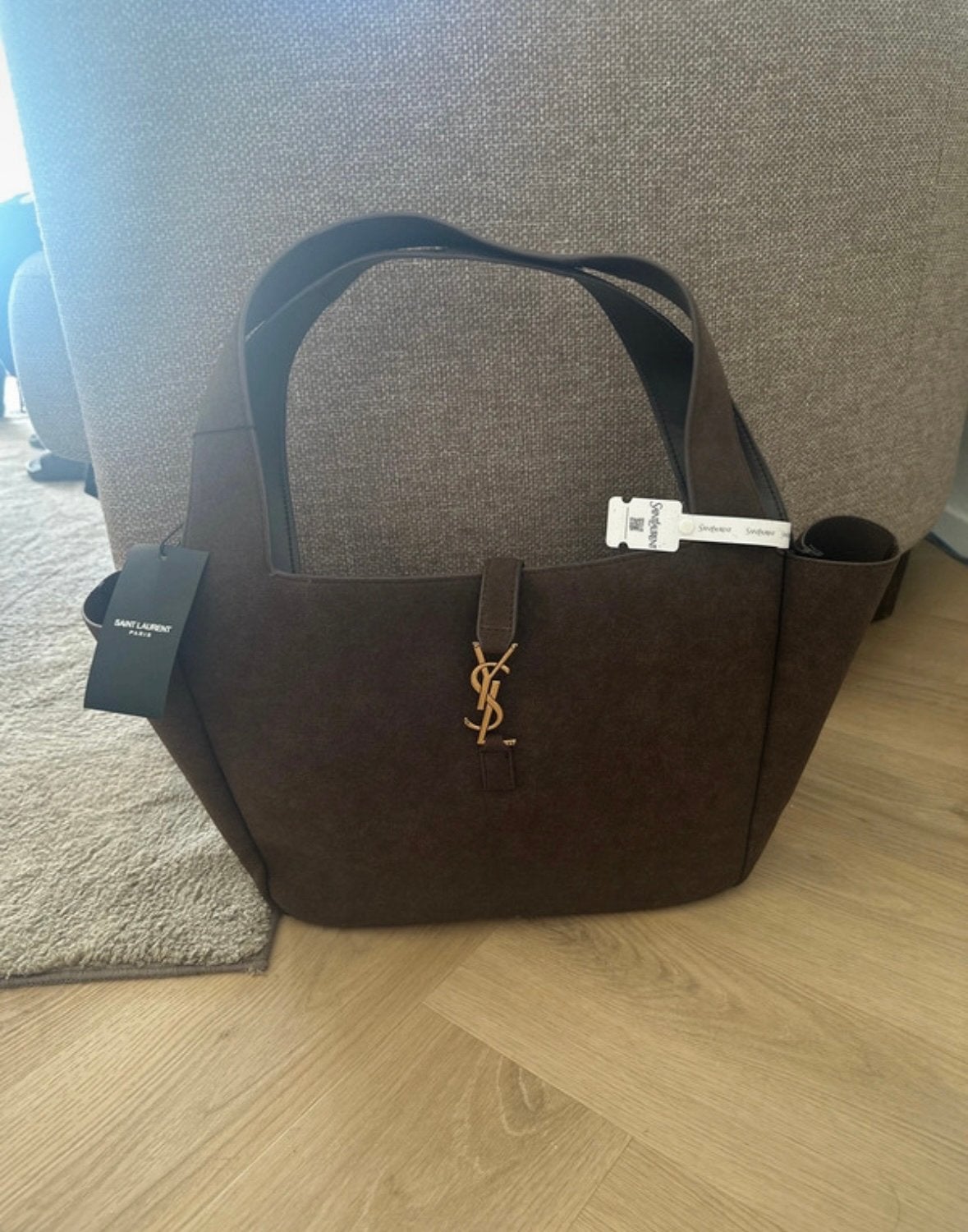 Saint Laurent Le 5 À 7 Bea Shopper Bruin Suède, Ophalen, Zo goed als nieuw, Bruin, Shopper