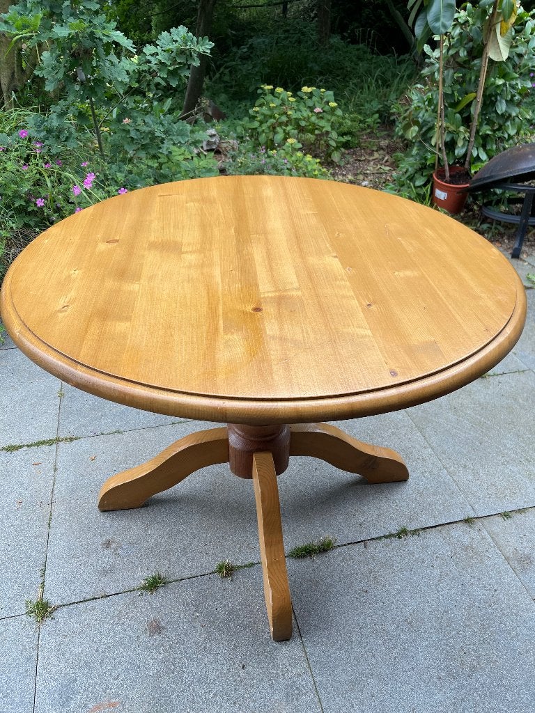 Gratis houten ronde tafel, Huis en Inrichting, Tafels | Eettafels, Ophalen, Gebruikt, Rond, Vier personen