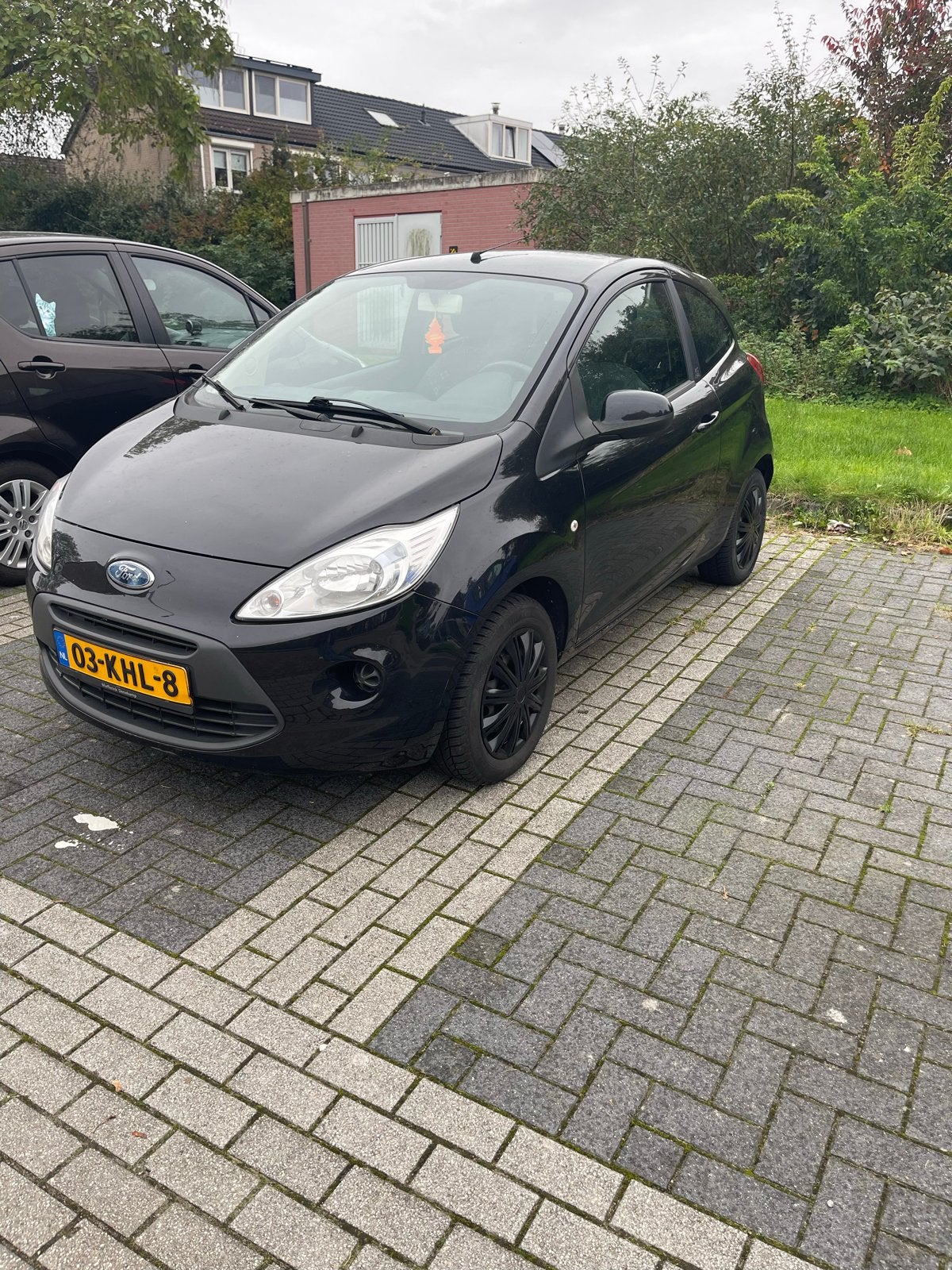 Ford Ka 1.2 51KW 2009 Zwart, Auto's, Voorwielaandrijving, 1242 cc, 4 cilinders, 4 stoelen