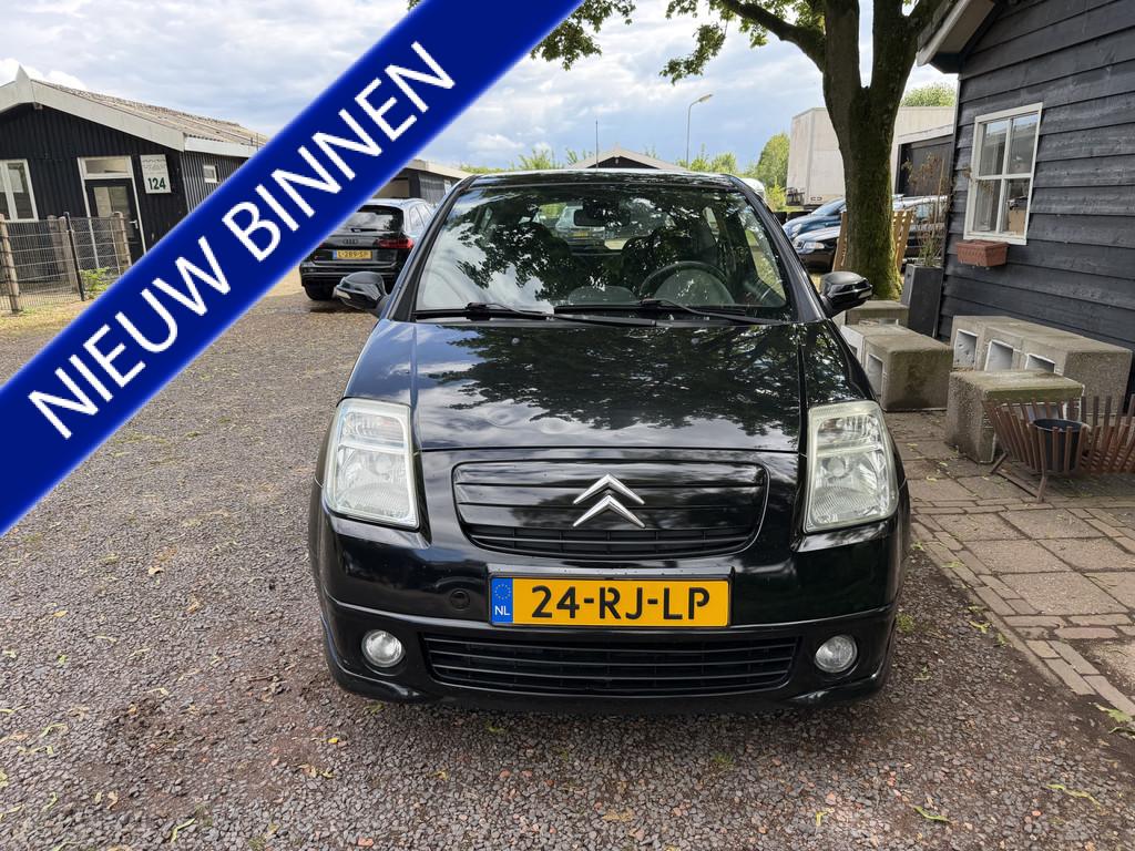 Citroën C2 1.6i-16V VTR (bj 2005, automaat), Auto's, Citroën, 4 cilinders, 4 stoelen, Zwart, Origineel Nederlands