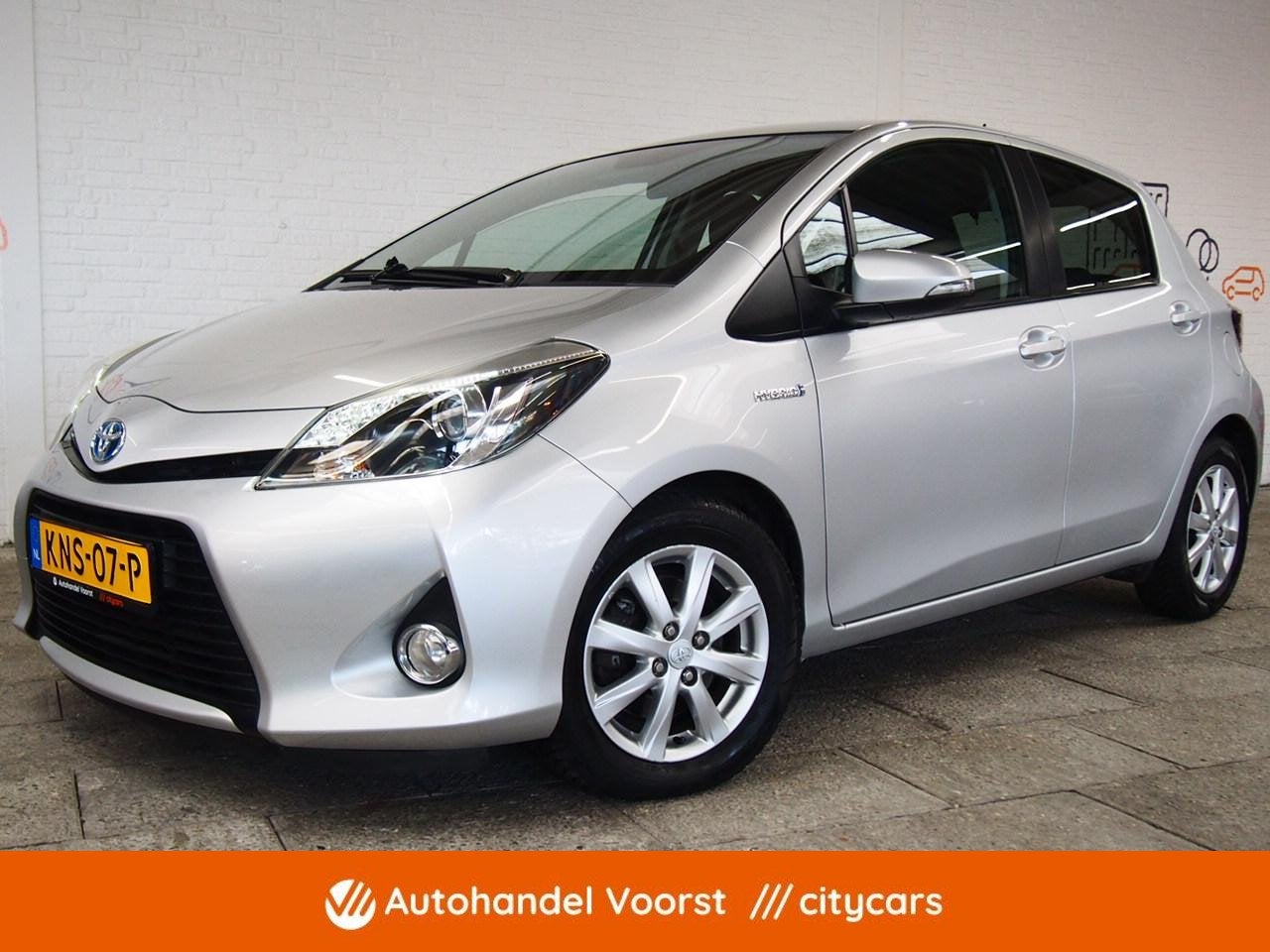 Toyota Yaris 1.5 Full Hybrid Aspiration (APK:Nieuw) Incl.Gar, Auto's, Euro 5, Gebruikt, Huisgarantie, 4 cilinders