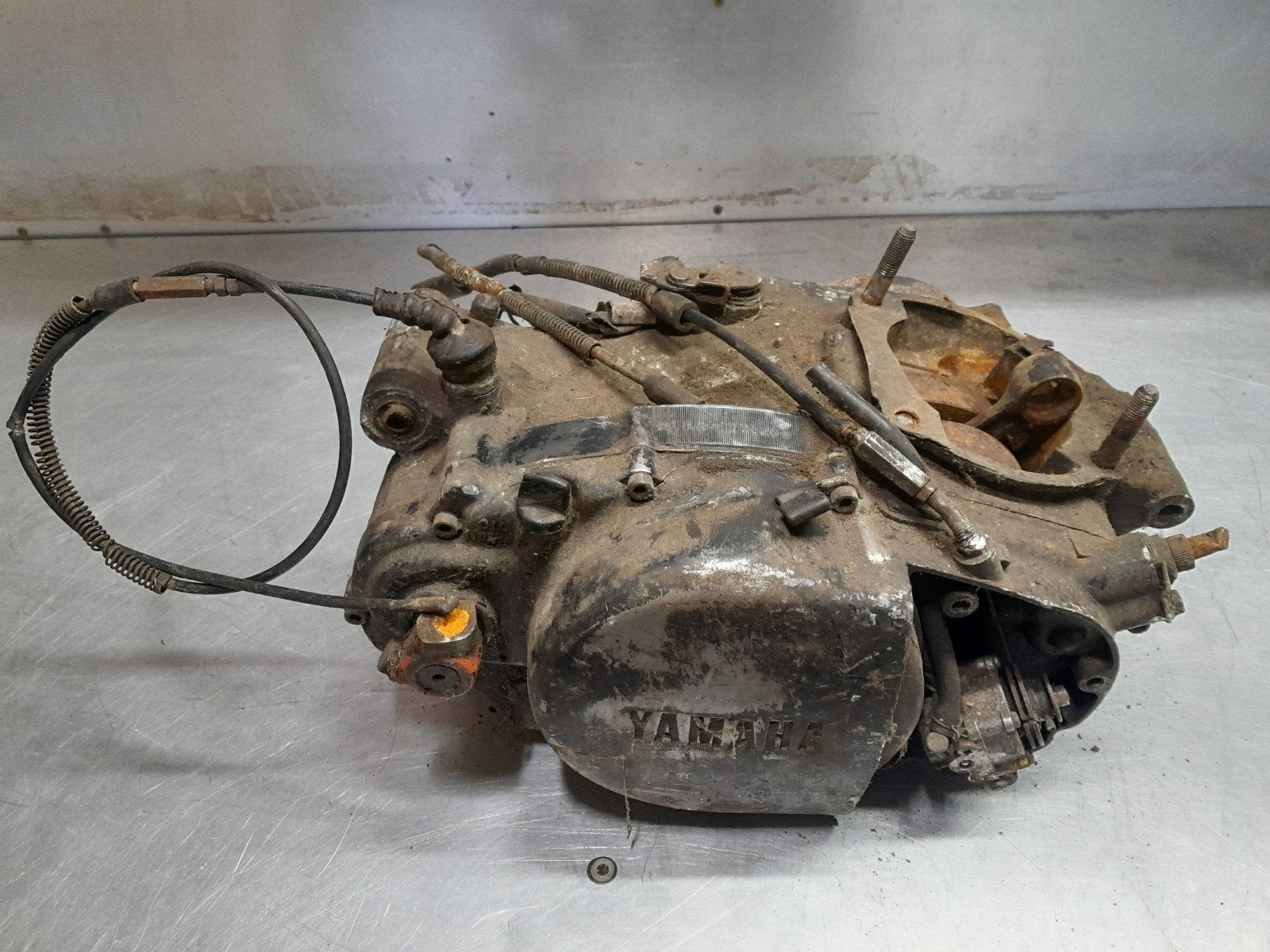 Yamaha DT400 motor blok motorblok 1R6 Engine, Motoren, Ophalen of Verzenden