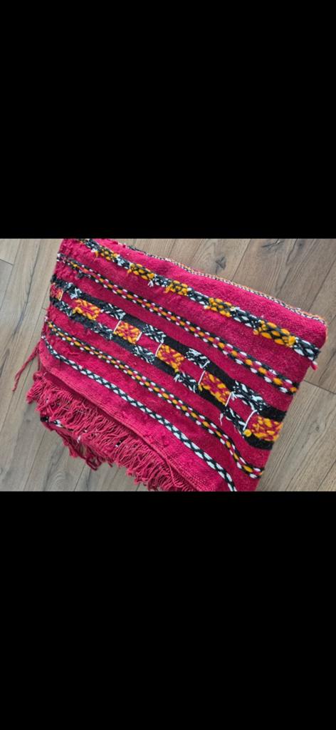 Handgemaakt Berber Tapijt - Rood met Patroon, Overige kleuren, Gebruikt, 100 tot 150 cm, Rechthoekig