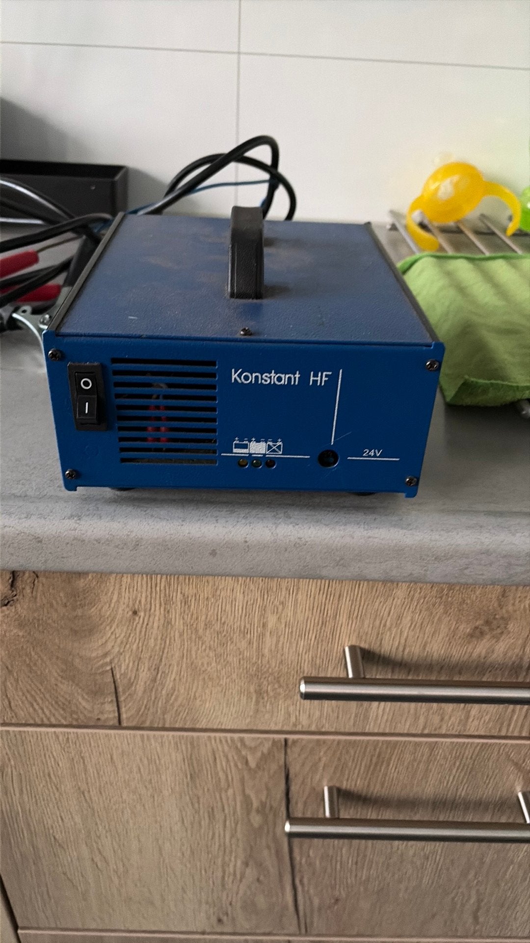 Acculader 24 volt, Gebruikt
