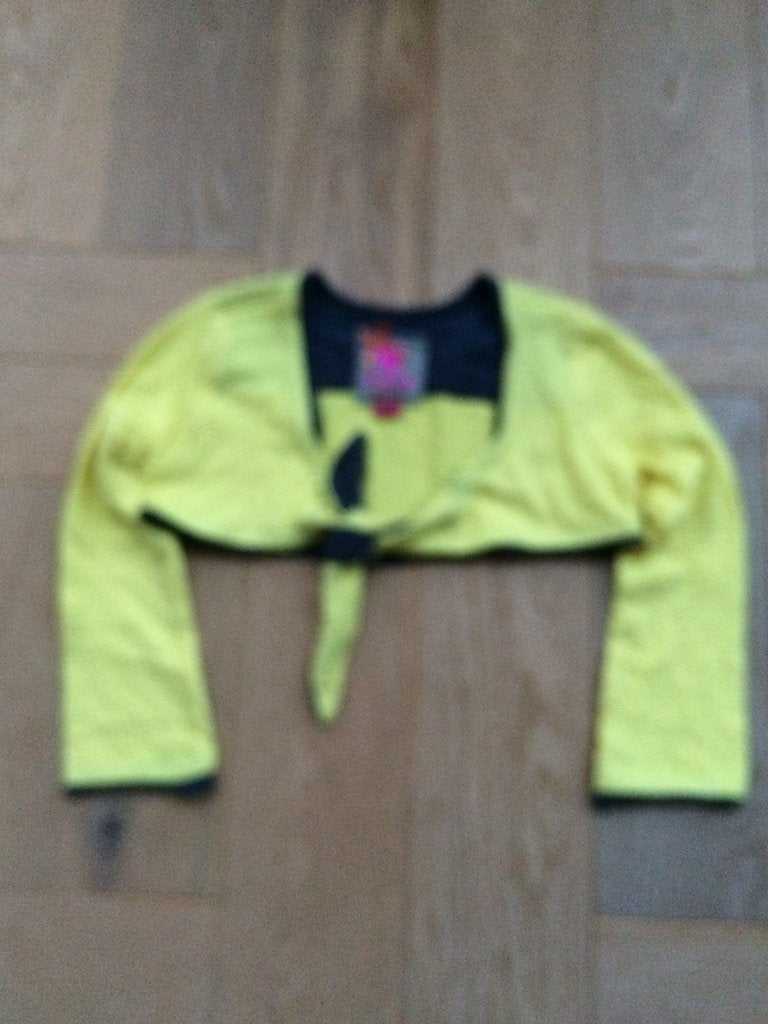 zgan zachte bolero van Bomba mt 110/116, Meisje, Trui of Vest, Ophalen of Verzenden, Zo goed als nieuw