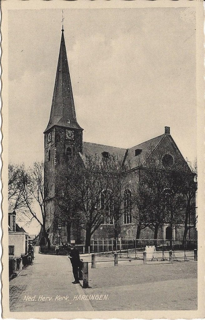Harlingen (Frl.) Ned. Herv. Kerk, Volk, ca. 1930, Ophalen of Verzenden, 1920 tot 1940, Ongelopen, Friesland