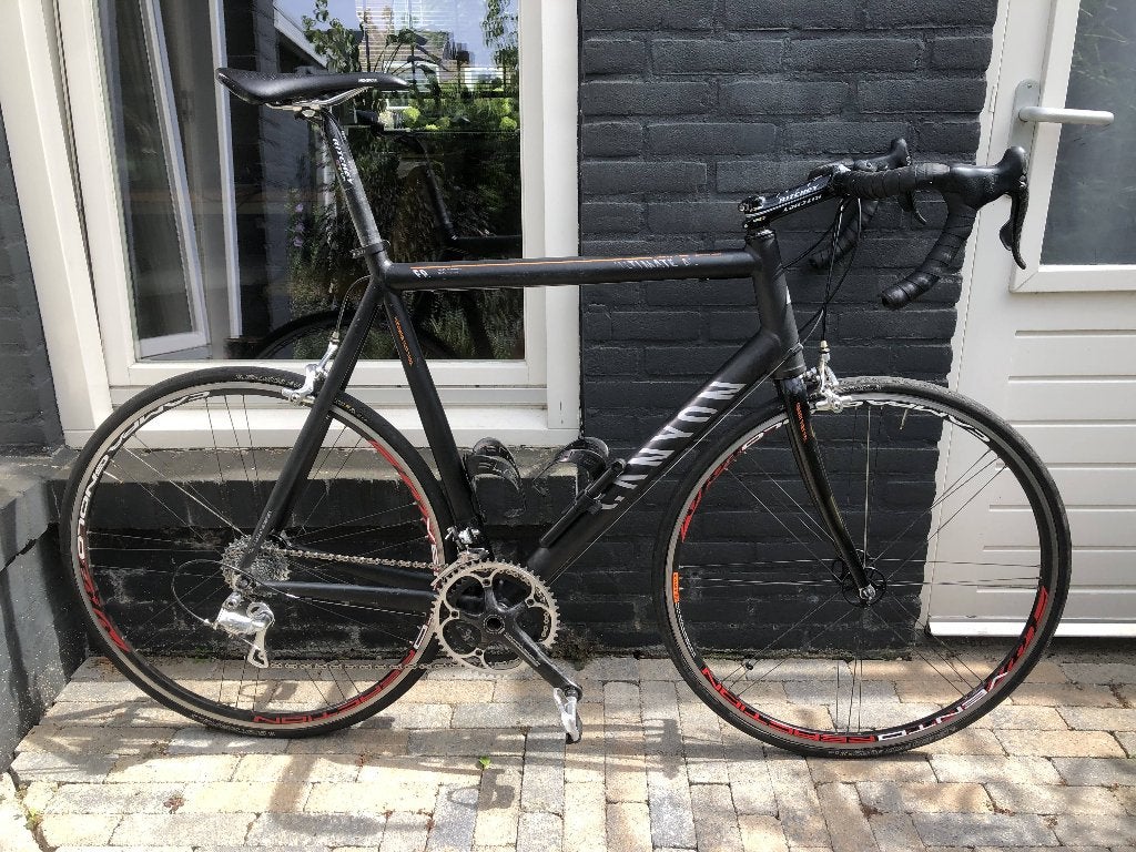 Canyon F8 Ultimate AL – Framemaat 63 – Campagnolo 10-speed, 28 inch, Gebruikt, Velgrem, 15 tot 20 versnellingen