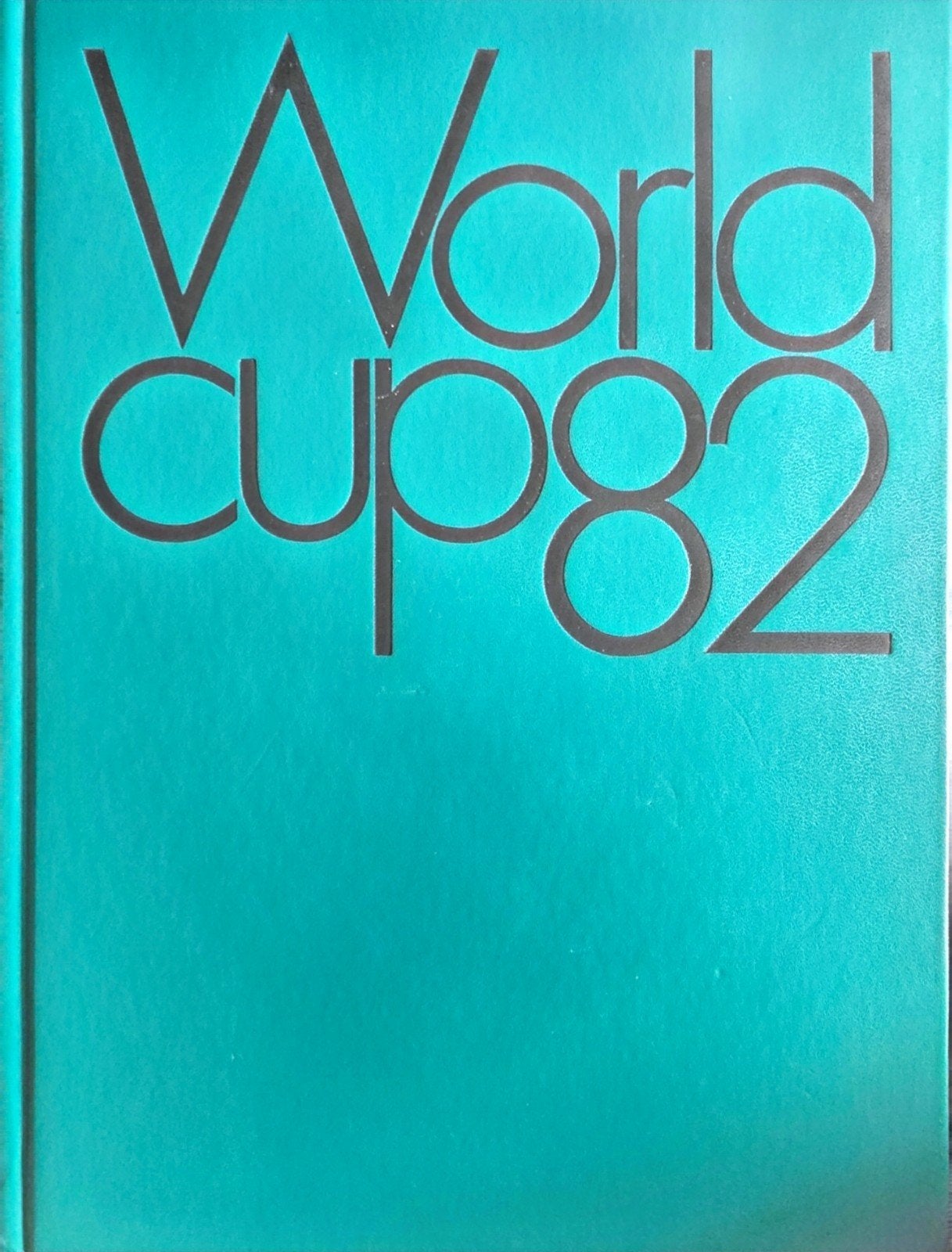 World Cup 82 - Officieel Standaardwerk, Ophalen of Verzenden, Zo goed als nieuw, Balsport