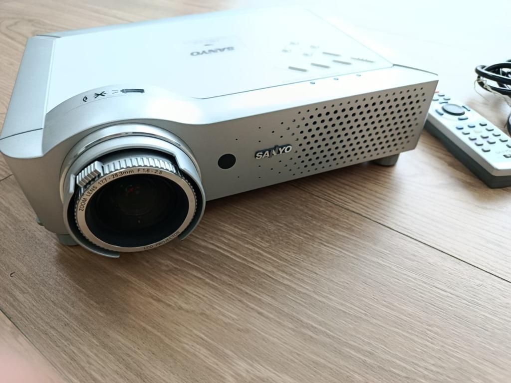 WK Deal: Sanyo PLC-XU86 Pro Xtrax Projector -  321 uur!, Gebruikt, Ophalen of Verzenden, Sanyo, LCD