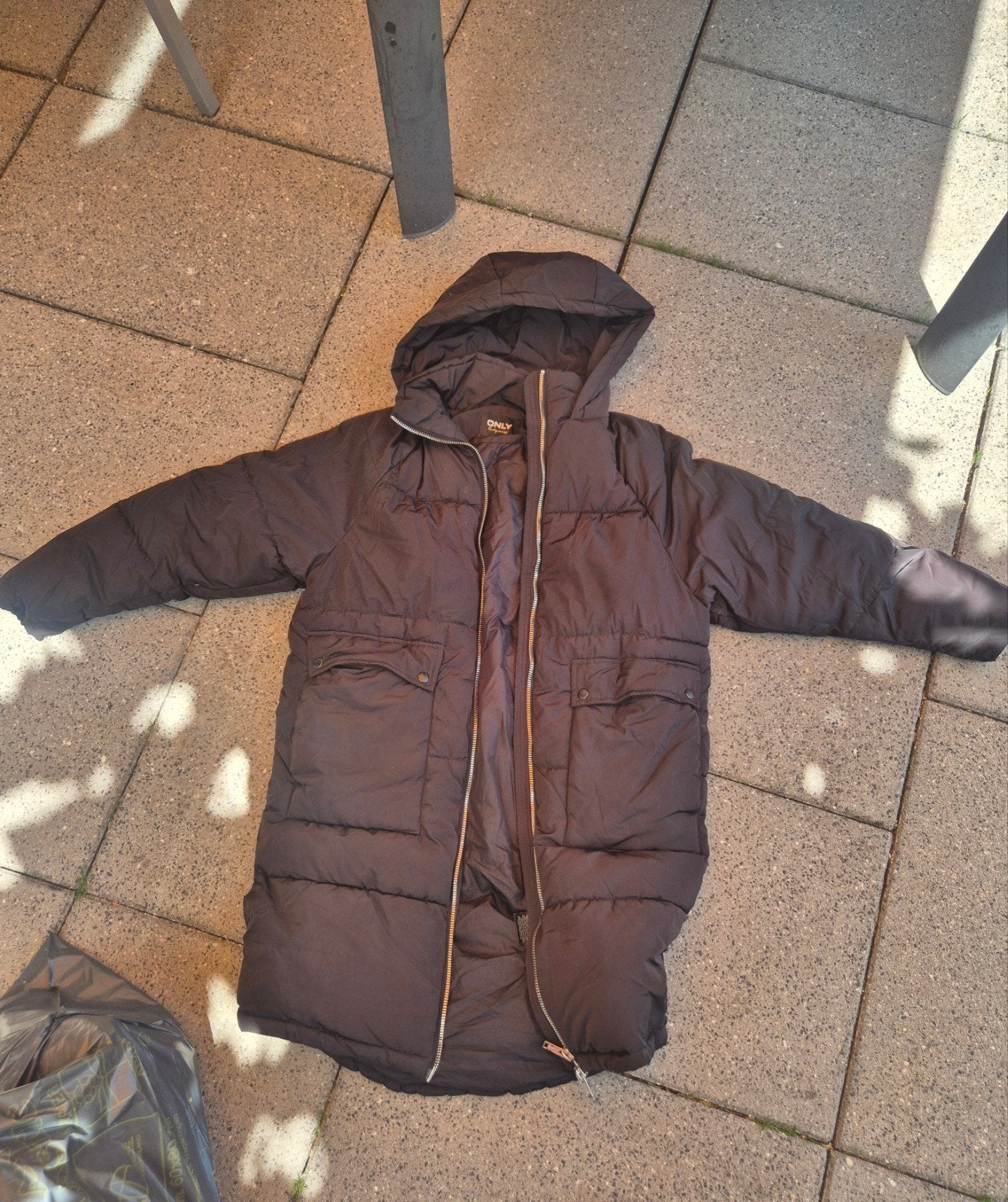 ONLY gewatteerde jas met capuchon, Zwart, Ophalen, Maat 38/40 (M), ONLY