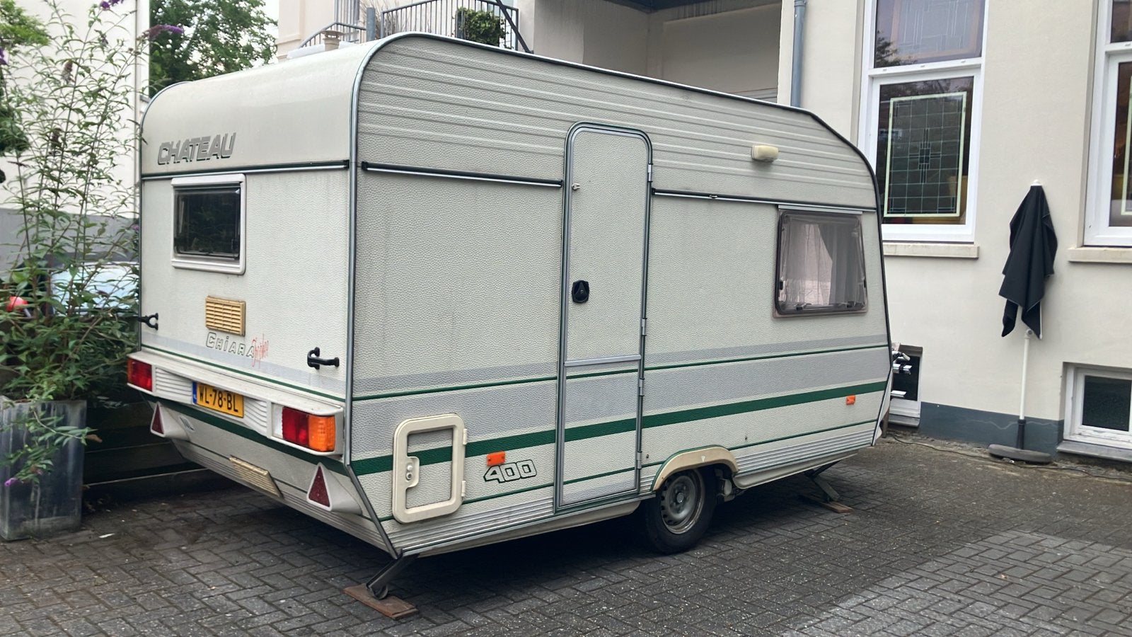 Chateau Chiara Trophee 400 met mover en voortent, Mover, Chateau, Rondzit, Tot en met 3