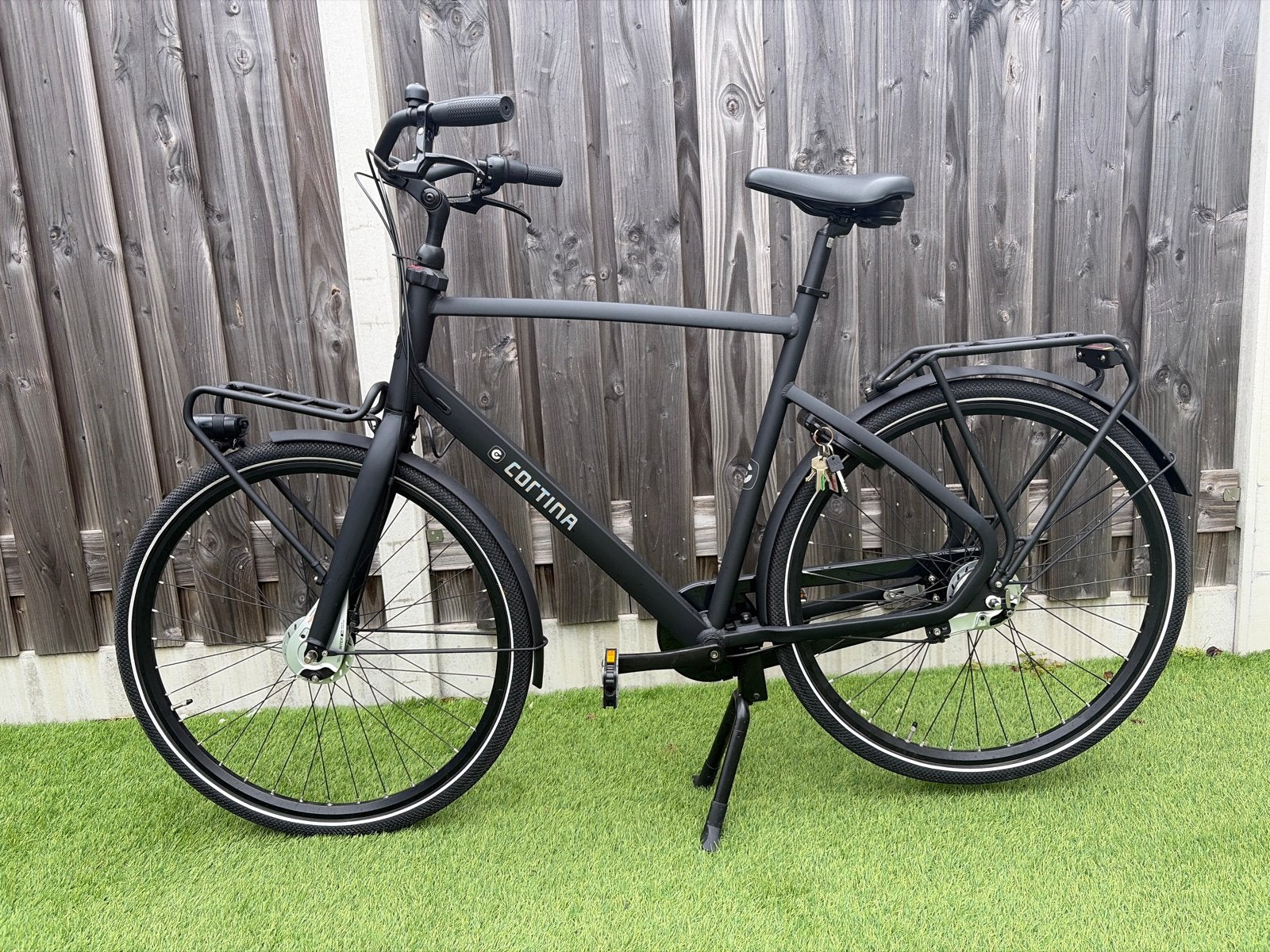 Cortina Common Herenfiets - Mat Zwart - 7 Versnellingen, Fietsen en Brommers, Versnellingen, 56 cm of meer, Zo goed als nieuw