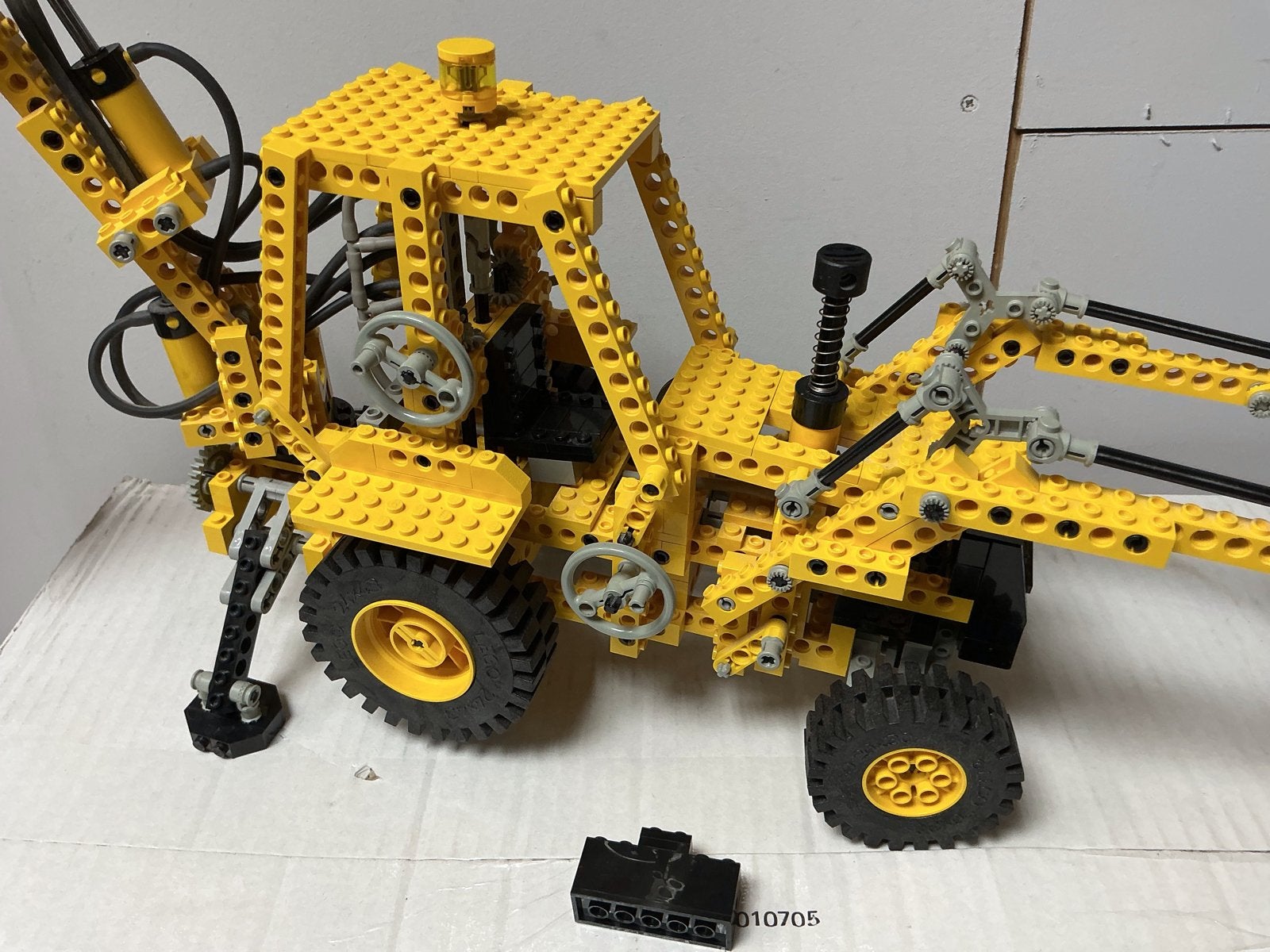 Lego Technic Graafmachine/Shovel (Geel) Backhoe loader, Ophalen of Verzenden, Gebruikt, Overige merken