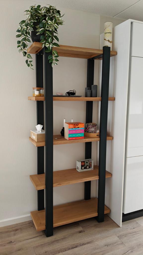 Mooie open (boeken)kast 214cm hoog, Ophalen, Zo goed als nieuw, 25 tot 50 cm, 200 cm of meer