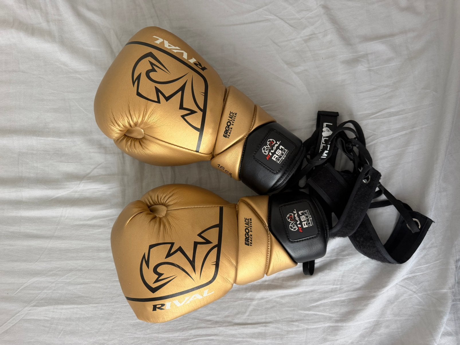 RS1 Rival (Kick)Bokshandschoenen Goud, Ophalen of Verzenden, Gebruikt, Bokshandschoenen
