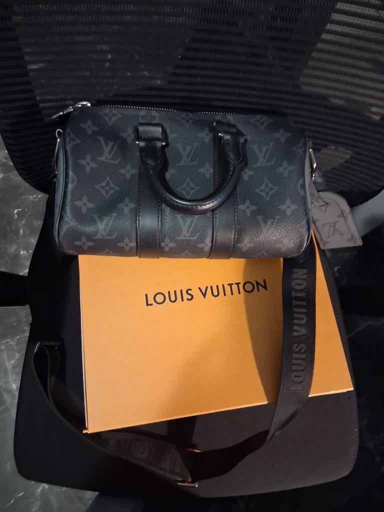 Louis Vuitton Keepall 25 Bandouliere - Zo goed als nieuw, Ophalen, Zo goed als nieuw, Zwart, Handtas