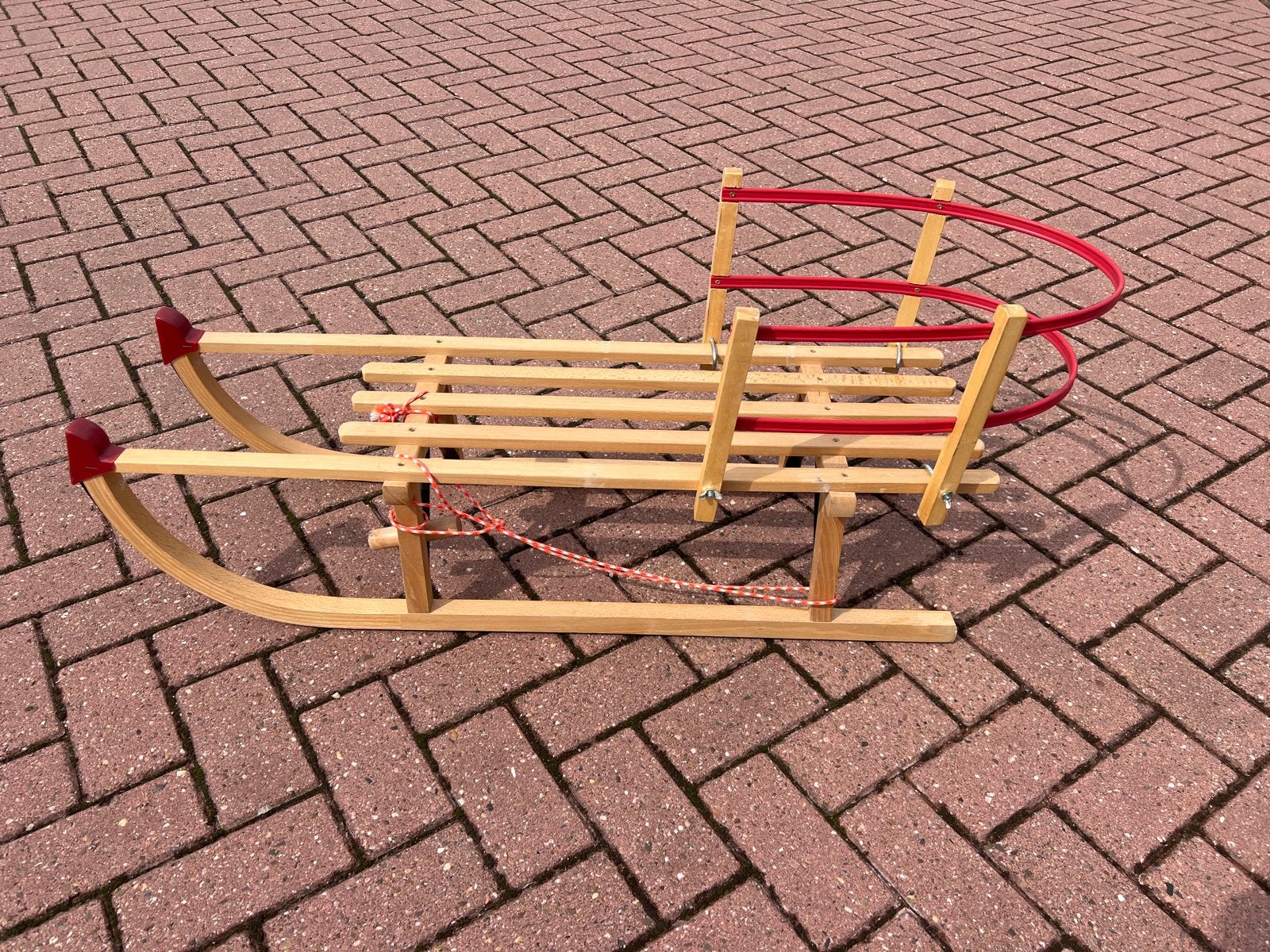 Houten slee met rugleuning, Ophalen of Verzenden, Rugleuning, Zo goed als nieuw, Hout