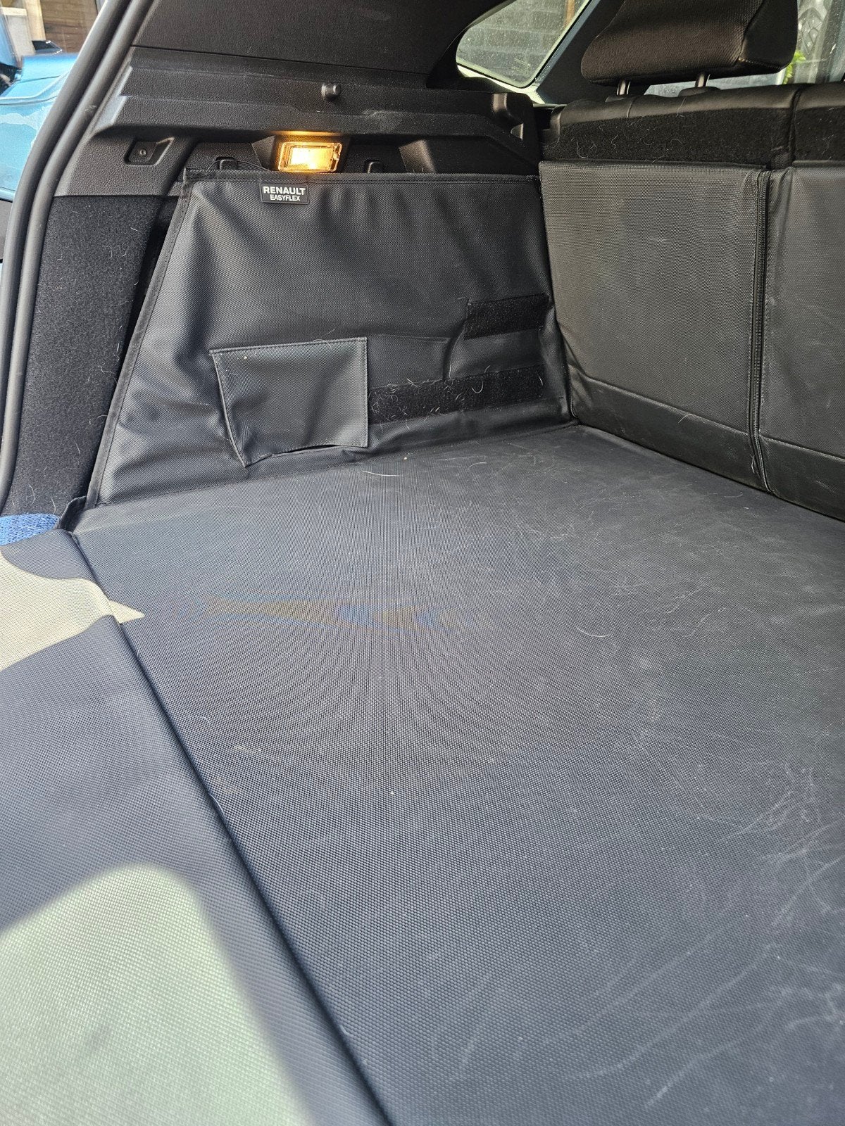 Kofferbakbeschermer Renault Captur, Auto diversen, Auto-accessoires, Zo goed als nieuw, Ophalen