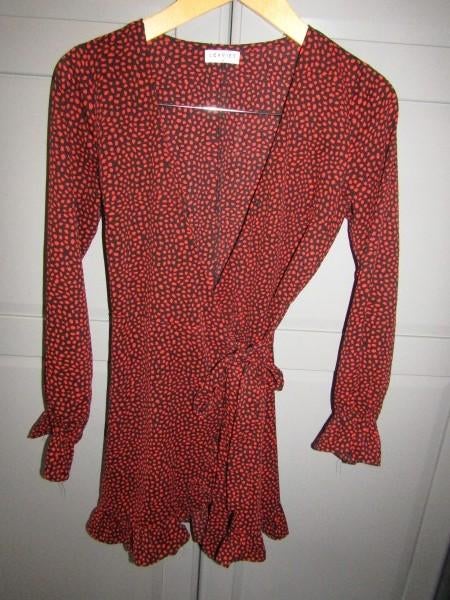 G578 Loavies mt XS jurk tuniek rood zwart chiffon wikkel, Kleding | Dames, Verzenden, Maat 34 (XS) of kleiner, Boven de knie, Rood