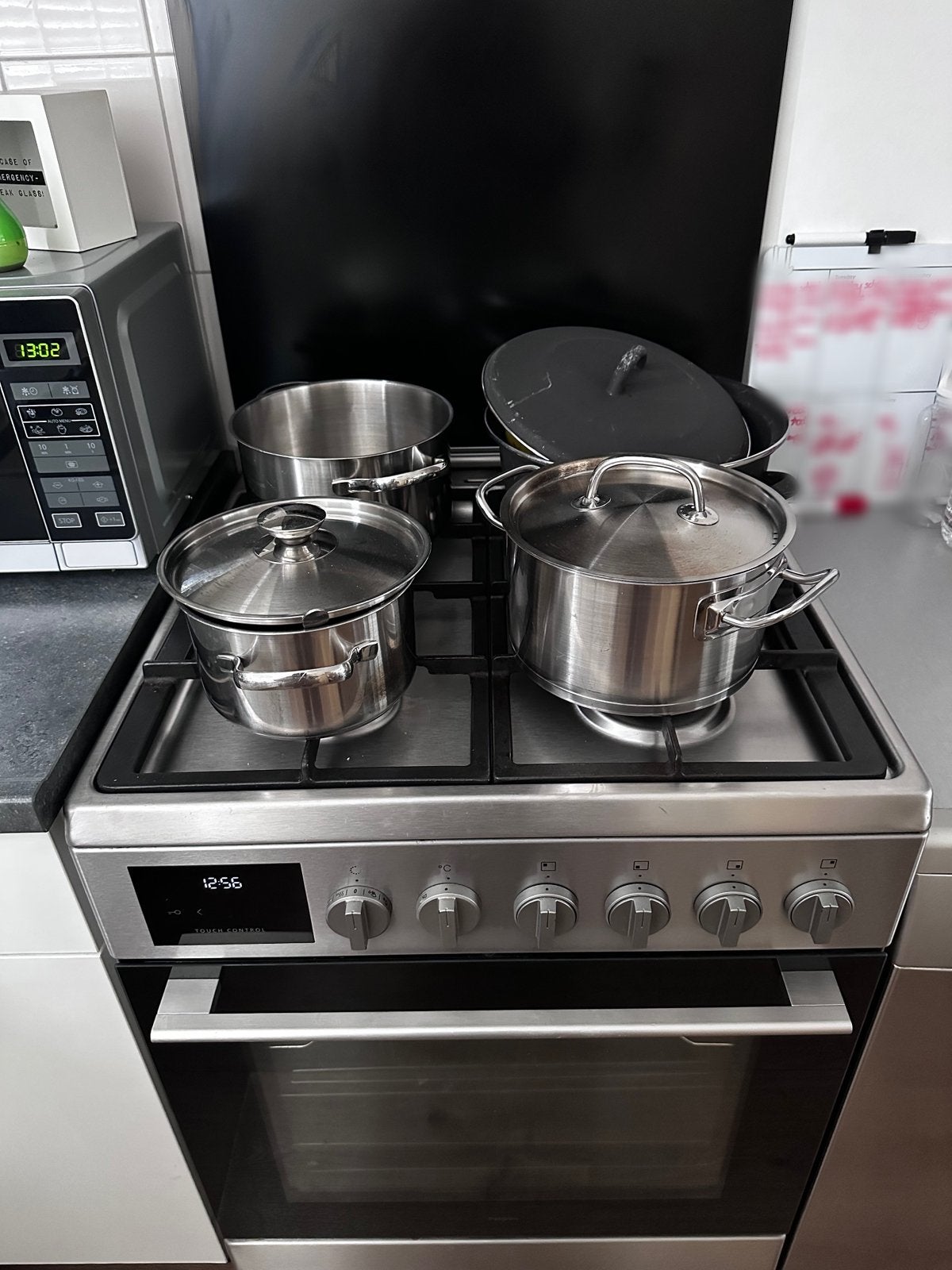 TE KOOP: EEN RVS GASFORNUIS VAN PELGRIM MET OVEN EN LADE!, Witgoed en Apparatuur, Fornuizen, Ophalen, Gebruikt, 4 kookzones, Gas