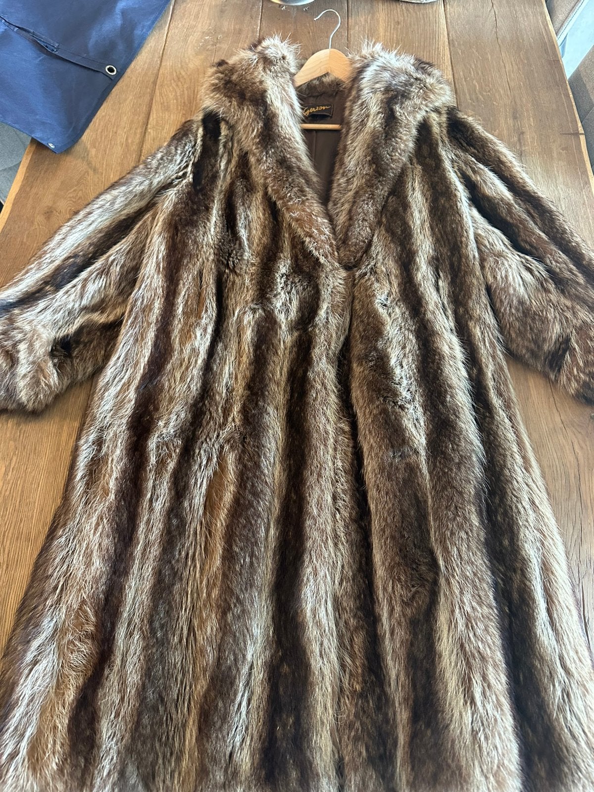 Prachtige lange bontjas.. aanbieding, Kleding | Dames, Jassen | Winter, Ophalen of Verzenden, Zo goed als nieuw, Maat 42/44 (L)