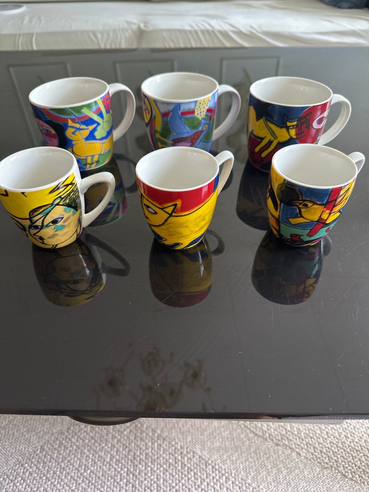 Set van 6 Corneille mokken - kleurrijk en uniek, Overige merken, Keramiek, Zo goed als nieuw, Modern