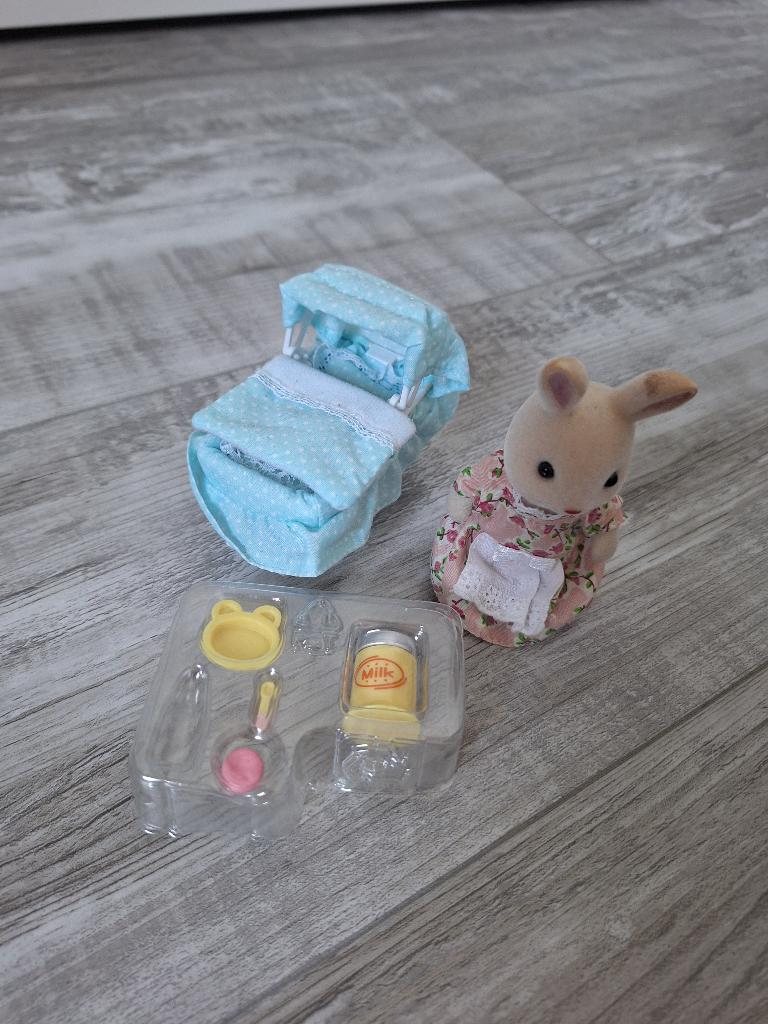 Sylvanian families wiegje, Ophalen, Zo goed als nieuw