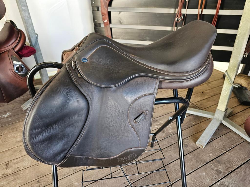 Ikonic Light 17,5 inch 2023 Zeer netjes, Dieren en Toebehoren, Ophalen of Verzenden, Gebruikt, Springen