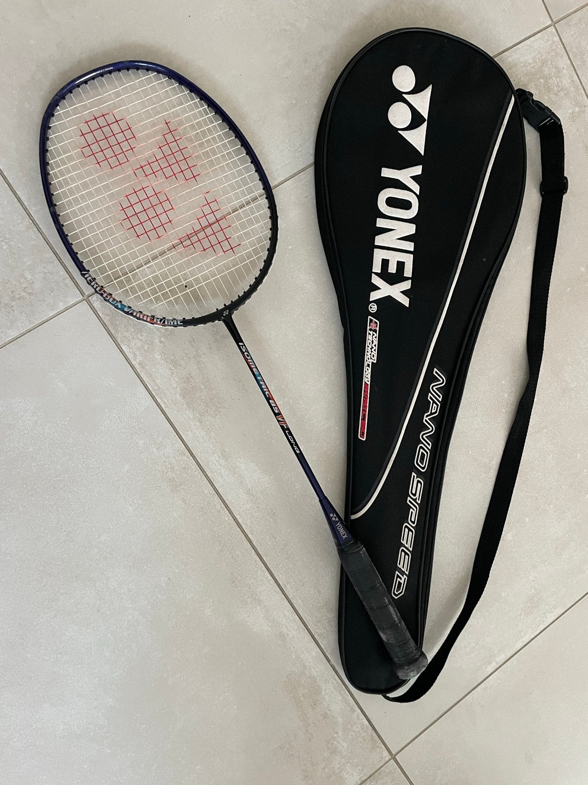 Yonex Isometric 85 VF Long Badminton Racket met hoes, Sport en Fitness, Badminton, Ophalen of Verzenden, Gebruikt, Racket(s)
