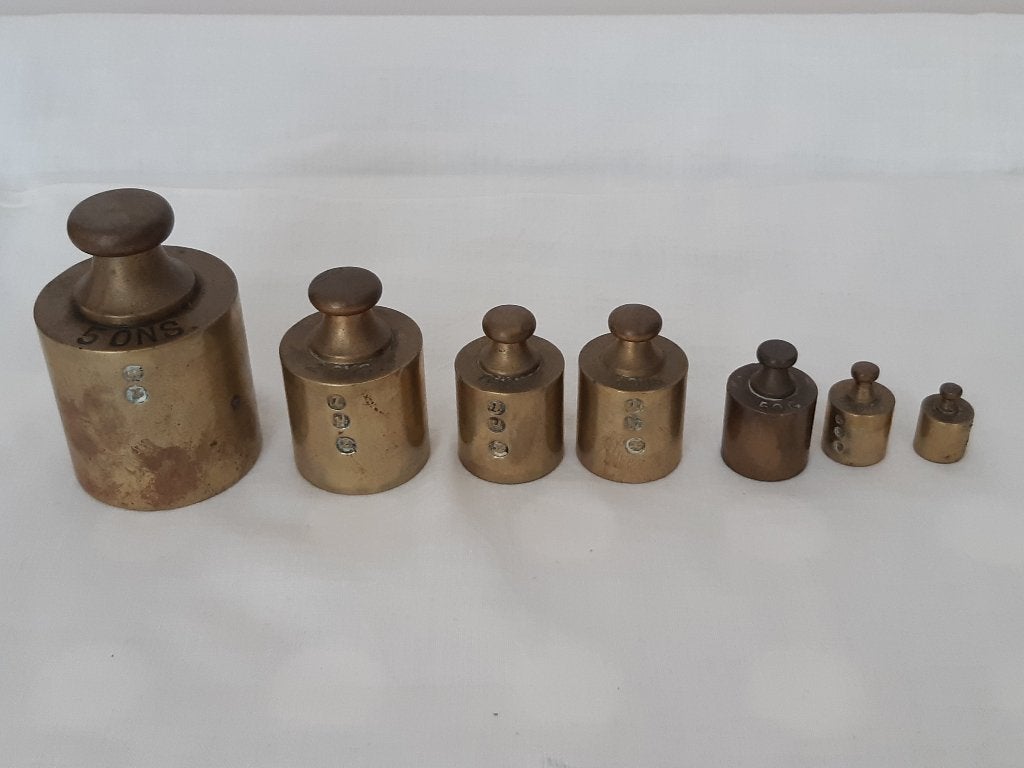 Gewichten, 5 ons, 2x 1 ons, 50 gr., 20 en 10 gr., weegschaal, Ophalen