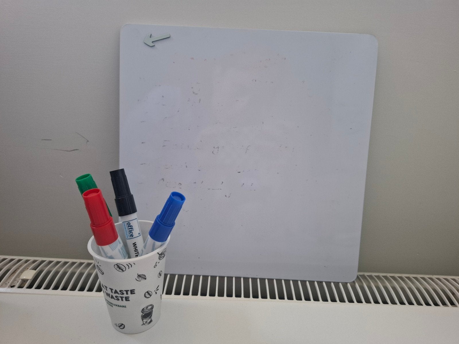 Whiteboard with Markers, Ophalen