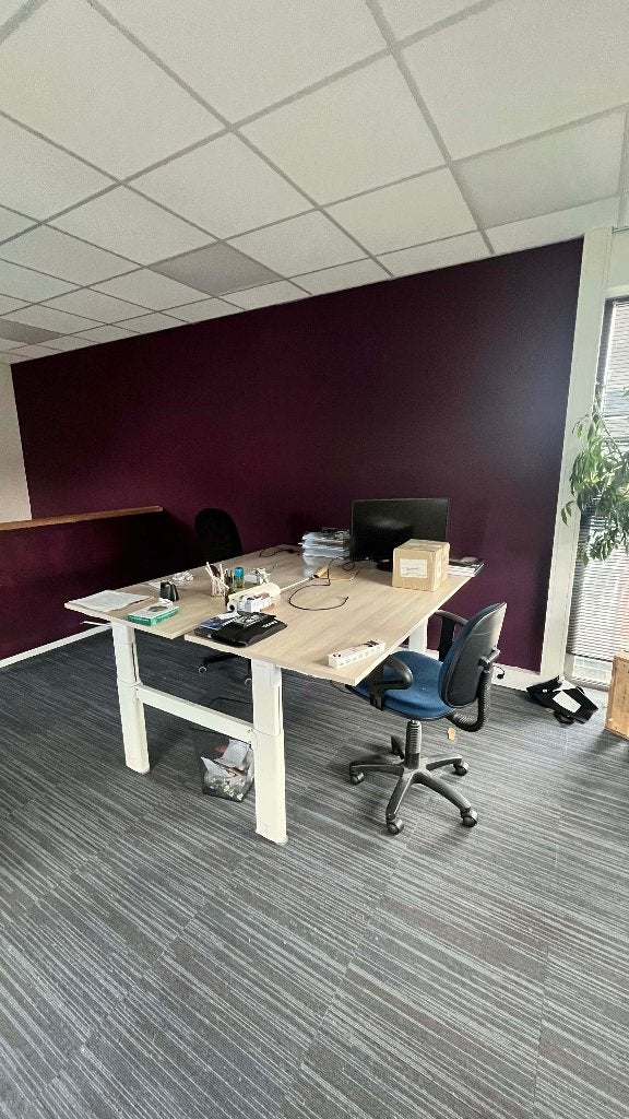 Dubbel Bureau, Ophalen, Gebruikt, In hoogte verstelbaar, 180 cm